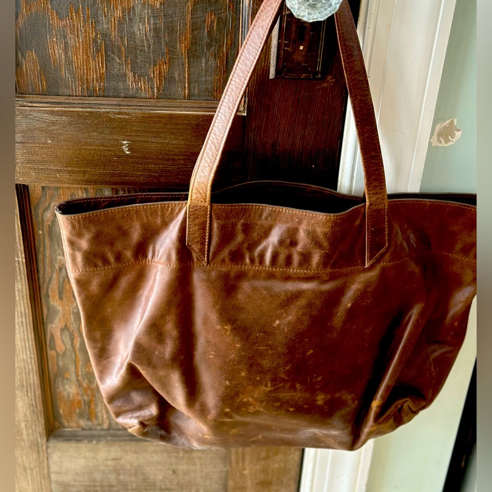 Satchel custom-made leather tote - VGUC